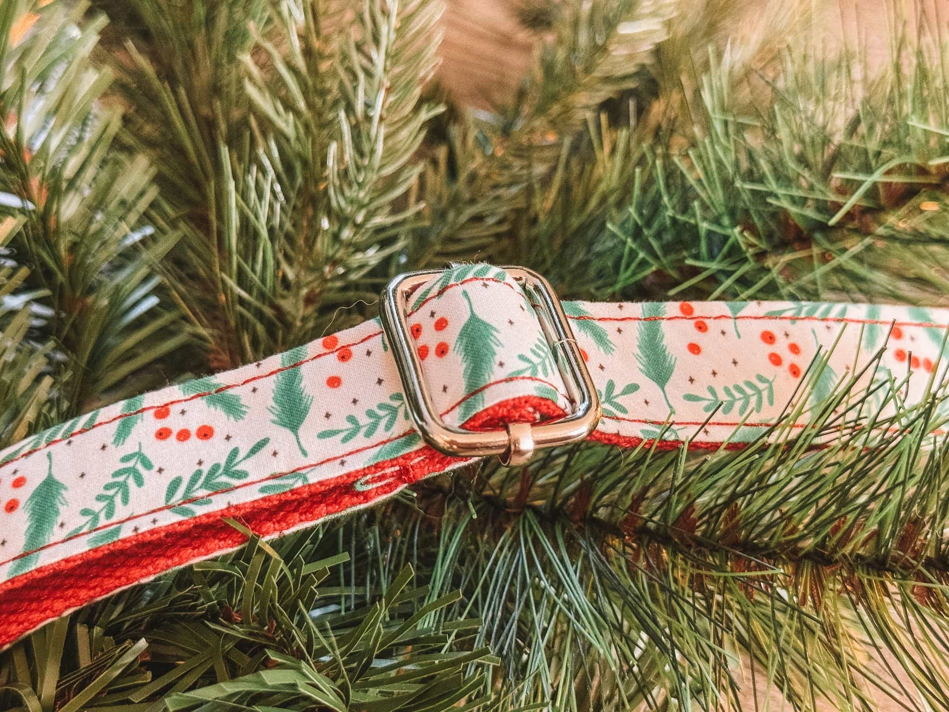 Limited Edition White Christmas Engraved Dog Collar & Bow Tie - Sam and Dot